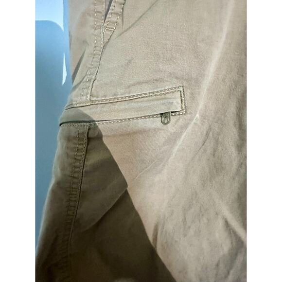 Levi Strauss SIGNATURE Cargo Tan Shorts Men's Size 40 - Picture 4 of 8